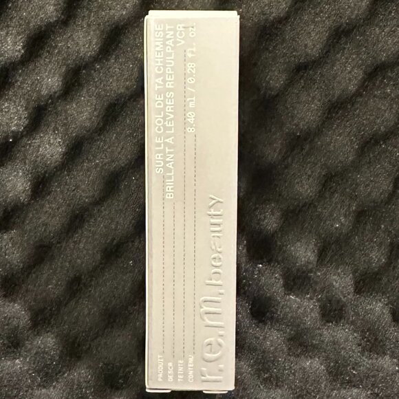 R.E.M. Beauty On Your Collar Plumping Lip Gloss - Picture 5 of 9